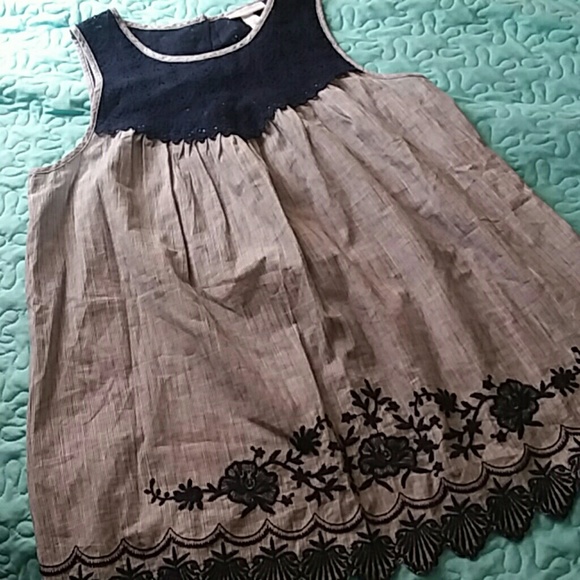 Liz Lange Tops - LIZ LANGE MATERNITY